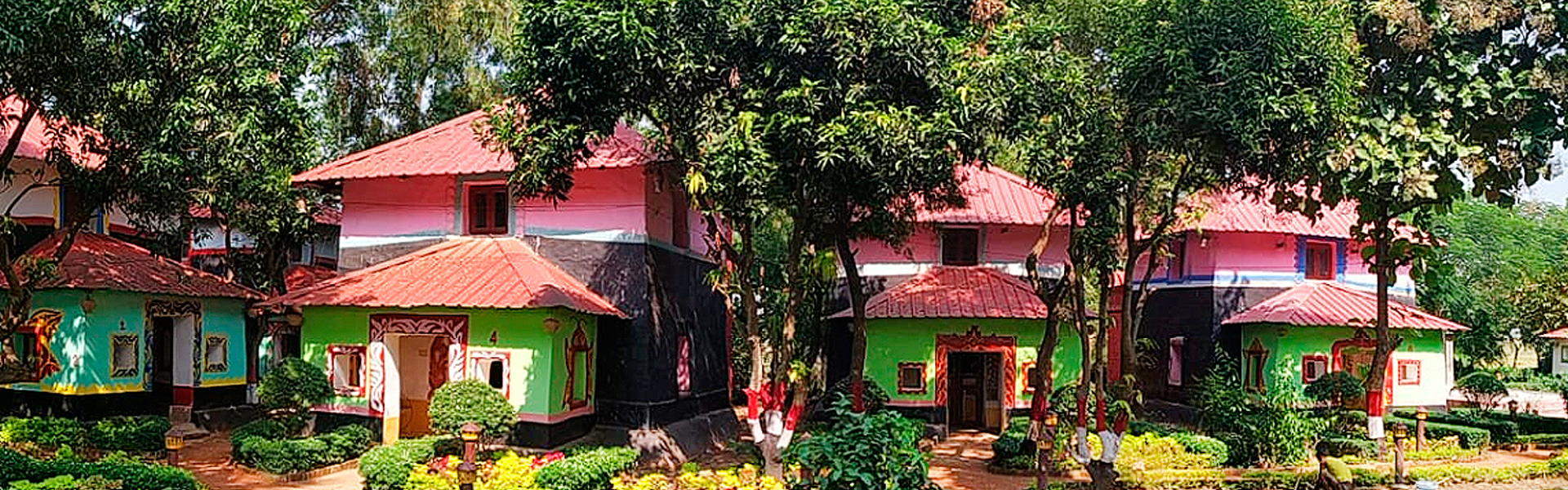 Shantiniketan Mudhouses